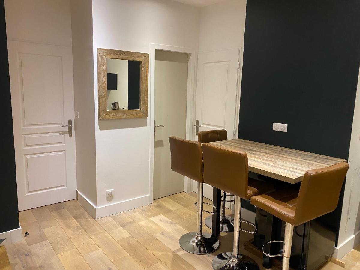 Studio Totalement Renove En Plein Centre-Ville Devant La Prefecture De Lyon Exteriör bild