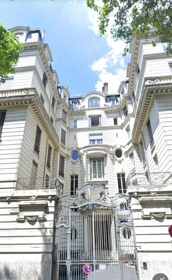 Studio Totalement Renove En Plein Centre-Ville Devant La Prefecture De Lyon Exteriör bild